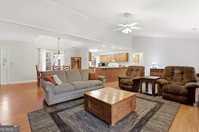 135 Spring Forest Way, Sharpsburg, GA 30277 - Photo 5