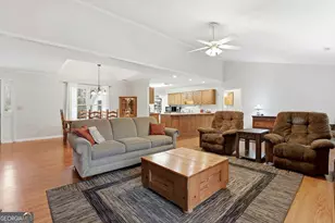 135 Spring Forest Way, Sharpsburg, GA 30277 - Photo 5