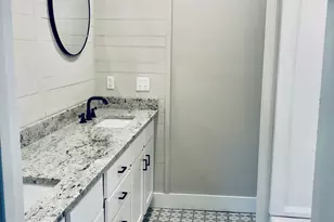 702 Radford St, Monroe, GA 30655 - Photo 7