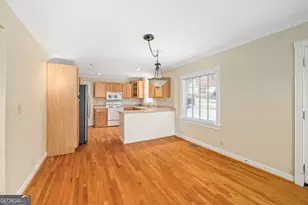 231 E Morgan St, Clarkesville, GA 30523 - Photo 7