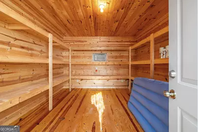 231 E Morgan Street, Clarkesville, GA 30523 - Photo 27