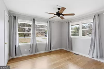 305 Brookwood Drive SW, Marietta, GA 30064 - Photo 15