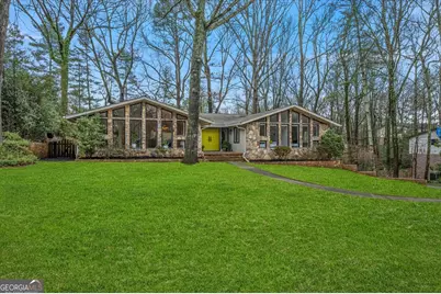 5129 Stratham Drive, Dunwoody, GA 30338 - Photo 3