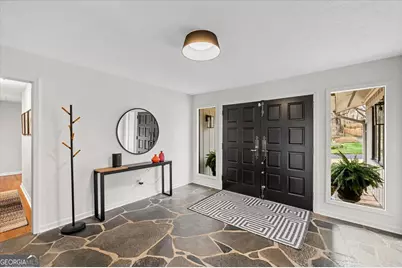 5129 Stratham Drive, Dunwoody, GA 30338 - Photo 7