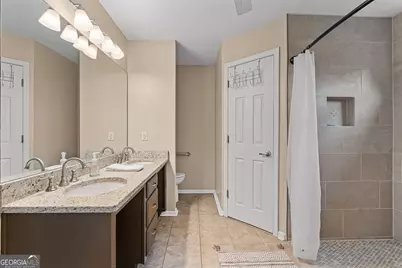 27 Strathmore Drive, Sharpsburg, GA 30277 - Photo 23