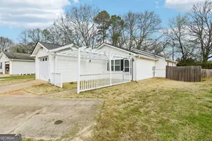 269 Buckingham Ct, Athens, GA 30607 - Photo 3