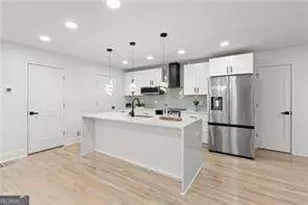 4307 Cedar Wood Dr SW, Lilburn, GA 30047 - Photo 9