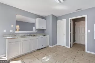 6582 Browns Mill Ferry Dr, Stonecrest, GA 30038 - Photo 13