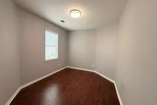 242 River Meadow Dr, Lagrange, GA 30241 - Photo 5