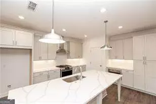 816 Dodd Trl, Buford, GA 30518 - Photo 9