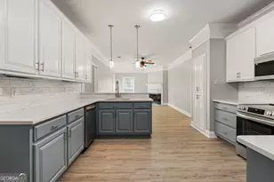 2901 Creekstone Ln, Phenix City, AL 36867 - Photo 11