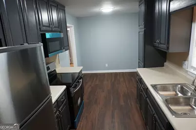 5647 Highland Street, Forest Park, GA 30297 - Photo 7