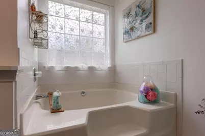 4280 Rosenelfe Way, Loganville, GA 30052 - Photo 13