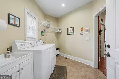 421 Hickory Nut Mtn, Tallulah Falls, GA 30573 - Photo 35