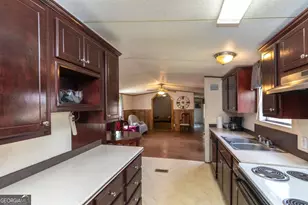 3547 Chapel Ln, Blackshear, GA 31516 - Photo 13