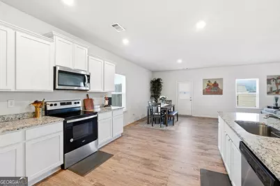 814 Robbie Lane, Monroe, GA 30655 - Photo 5