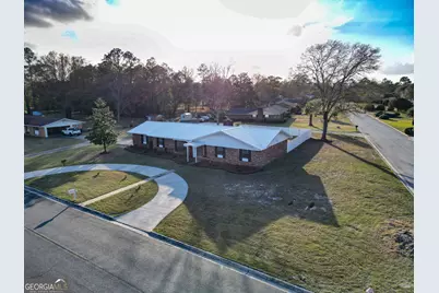 185 Pierce Street, Jesup, GA 31545 - Photo 11