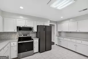 185 Pierce St, Jesup, GA 31545 - Photo 33