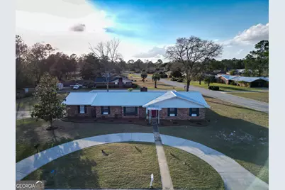 185 Pierce Street, Jesup, GA 31545 - Photo 9