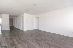 239 Isabella Way, Byron, GA 31008 - Photo 9