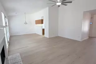 1644 Crestfield Ln, Lawrenceville, GA 30043 - Photo 7