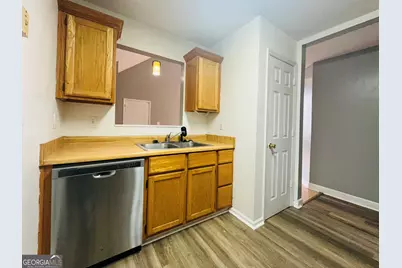 120 Country Walk, Warner Robins, GA 31088 - Photo 5