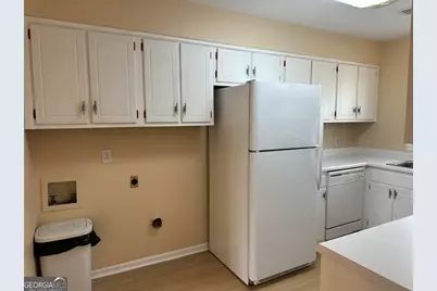 654 Willow Creek Drive, Macon, GA 31204 - Photo 7