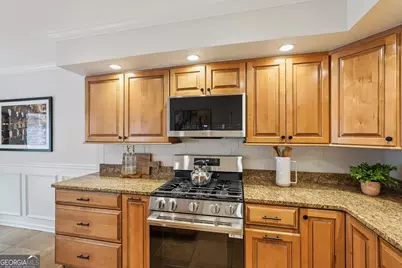 266 The South Chace, Atlanta, GA 30328 - Photo 17