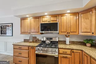 266 The South Chace, Atlanta, GA 30328 - Photo 17