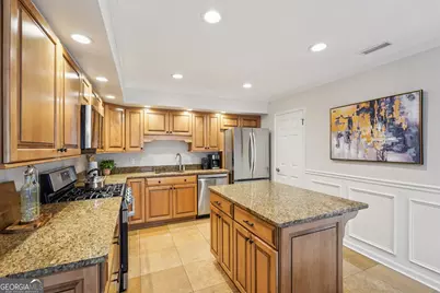 266 The South Chace, Atlanta, GA 30328 - Photo 15