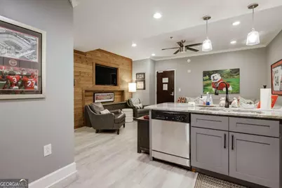 250 Broad Street #801, Athens, GA 30601 - Photo 11