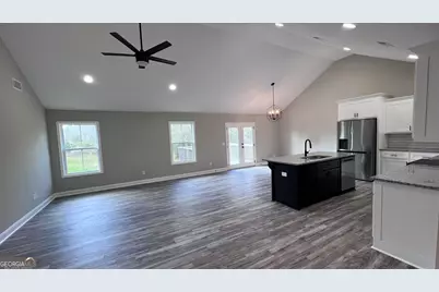 556 Caleb Circle, Jesup, GA 31545 - Photo 9