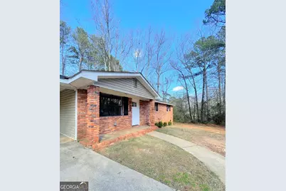 150 S Meadowcliff Circle, Carrollton, GA 30116 - Photo 1