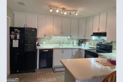 212 Rustin Street, Glennville, GA 30427 - Photo 7