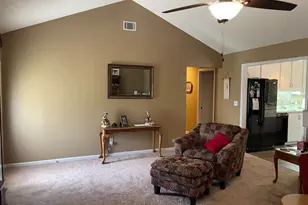 212 Rustin St, Glennville, GA 30427 - Photo 3