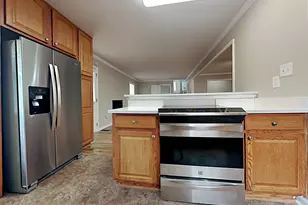 551 Village Green Ct SW, Lilburn, GA 30047 - Photo 21