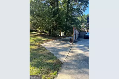 3904 Laurel Crest Drive, Snellville, GA 30039 - Photo 11