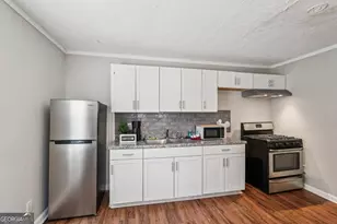 10 Rockmart Dr NW, Atlanta, GA 30314 - Photo 9