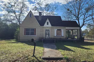 896 Roseview Dr, Macon, GA 31217 - Photo 1