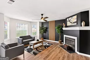 8218 Mahogany Ln, Stonecrest, GA 30038 - Photo 5