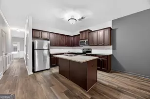 4497 Ravenwood Dr, Union City, GA 30291 - Photo 7