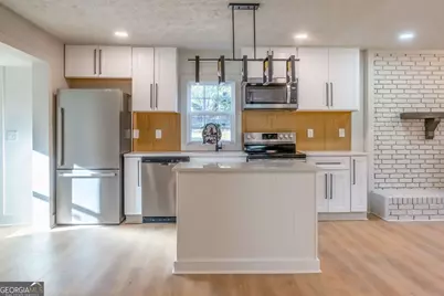 855 E Lanier Avenue, Fayetteville, GA 30215 - Photo 13