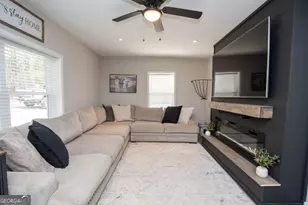 64 Hall Dr, Newnan, GA 30263 - Photo 3