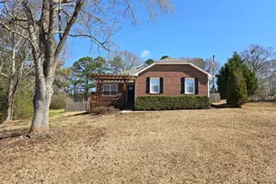 125 Planters Walk, Locust Grove, GA 30248 - Photo 1