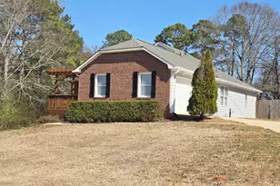 125 Planters Walk, Locust Grove, GA 30248 - Photo 3