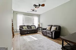 330 Brentwood Dr, Newnan, GA 30263 - Photo 5