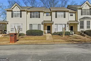 330 Brentwood Dr, Newnan, GA 30263 - Photo 1