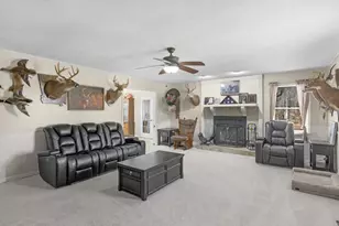 395 Country Kitchen Rd, Barnesville, GA 30204 - Photo 9