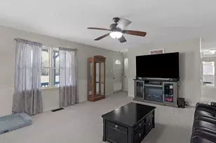 395 Country Kitchen Rd, Barnesville, GA 30204 - Photo 11