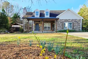 130 Shannons Pl, Comer, GA 30629 - Photo 3